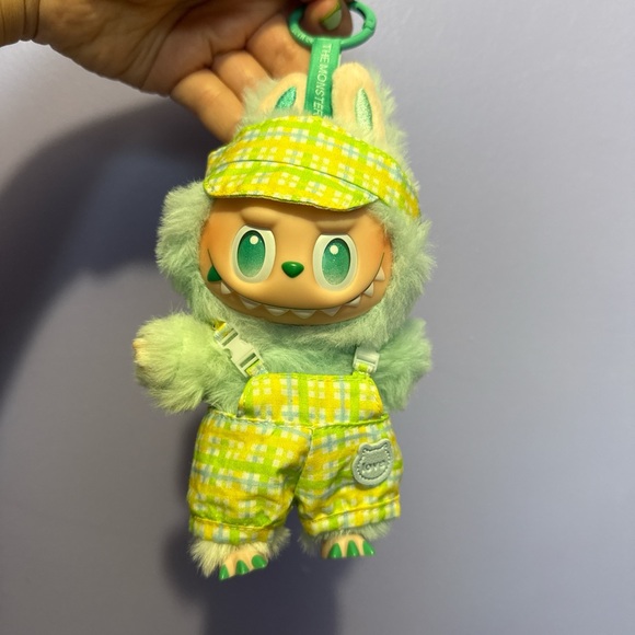 Big into Energy Labubu Serenity - Picture 6 of 6